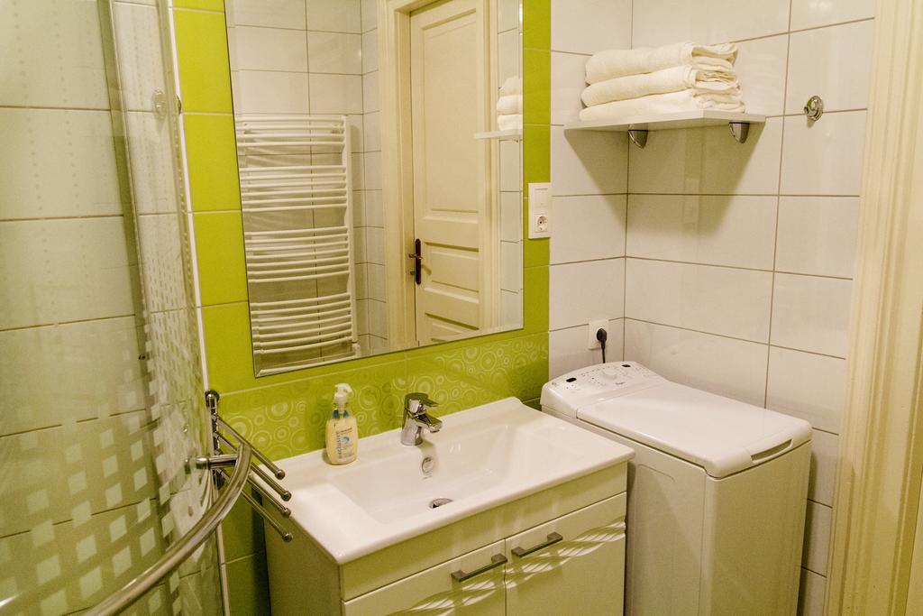 Eoetvoes Apartman Budapeşte Oda fotoğraf